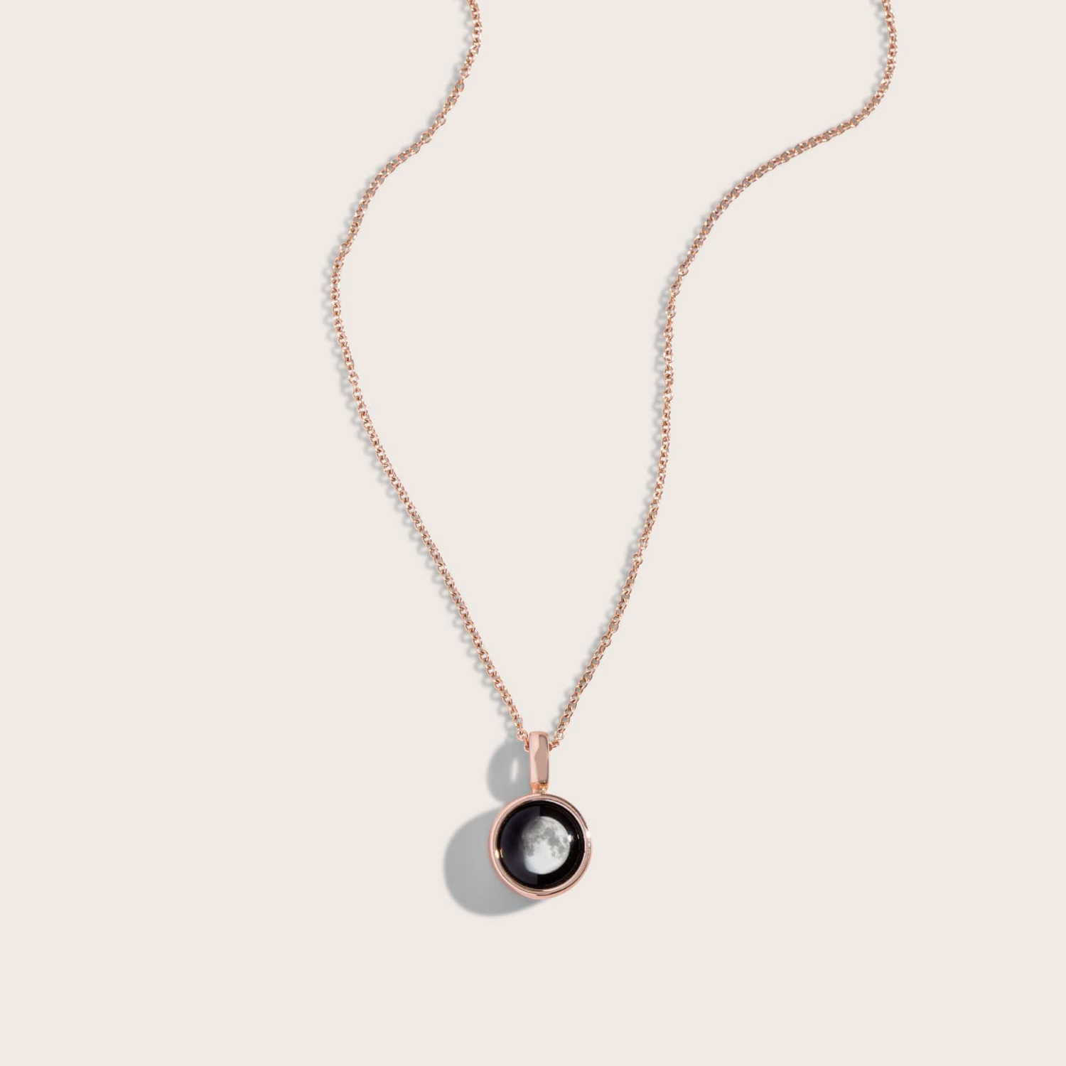 Mini Simplicity in rose gold pendant